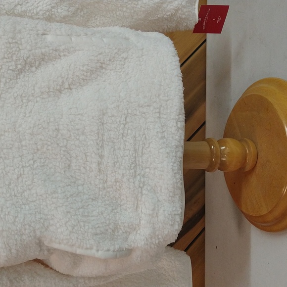 NEW! Men's Faux Shearling Half Zip-Up Sweatshirt Pullover, White - Picture 5 of 14